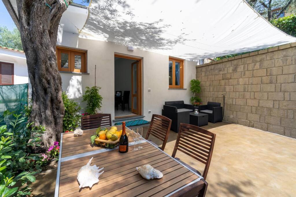 Casa Priora - Romantic House With Pool Villa Sorrento Exterior photo